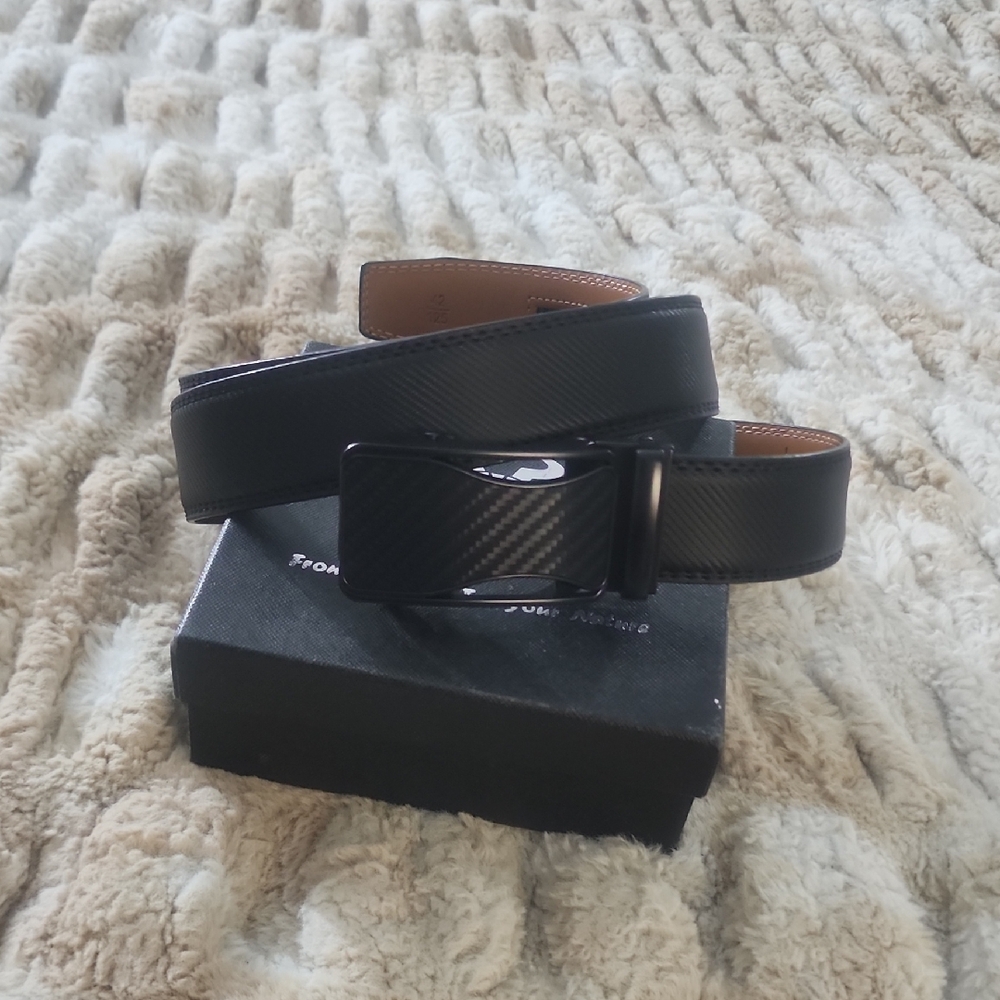 Elegant Black Men's Belt
